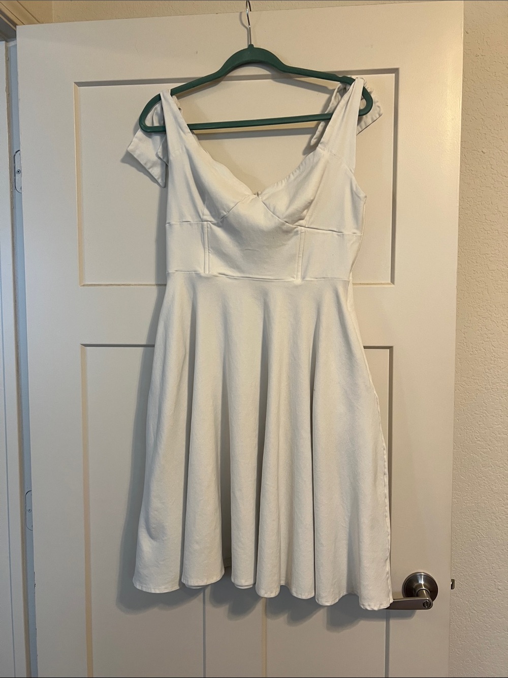 Retro White Swing Dress